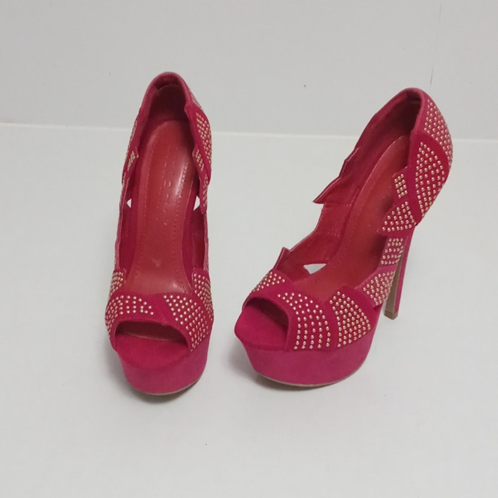 LILIANA HEEL